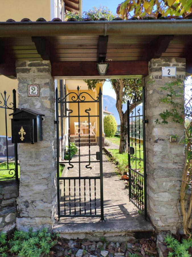 Casa Gialla Gera Lario Εξωτερικό φωτογραφία
