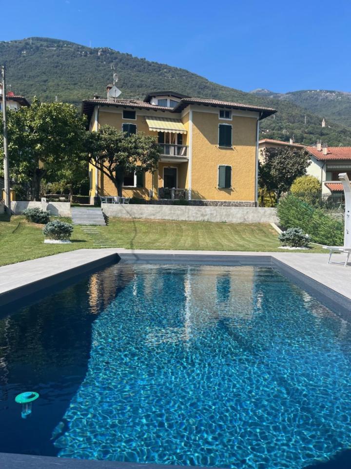 Casa Gialla Gera Lario Εξωτερικό φωτογραφία