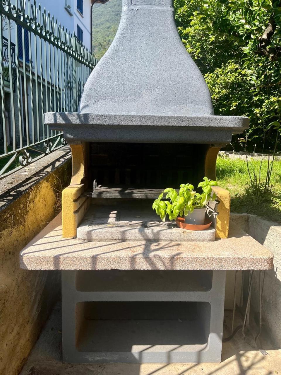 Casa Gialla Gera Lario Εξωτερικό φωτογραφία
