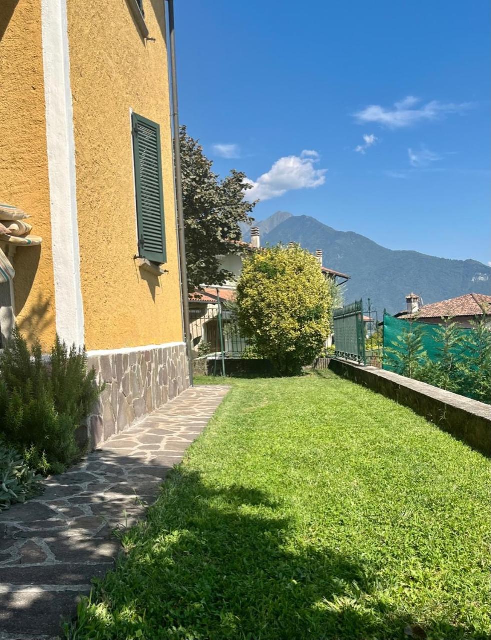 Casa Gialla Gera Lario Εξωτερικό φωτογραφία