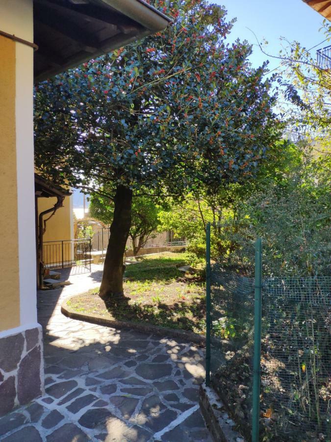Casa Gialla Gera Lario Εξωτερικό φωτογραφία